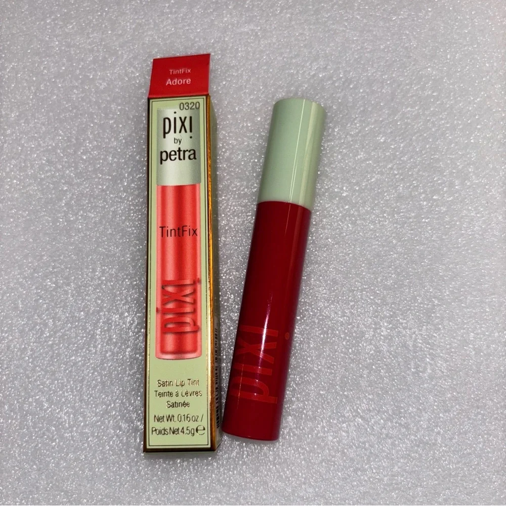💝NIB PIXI Lip Tint Lip Stain in Adore💝